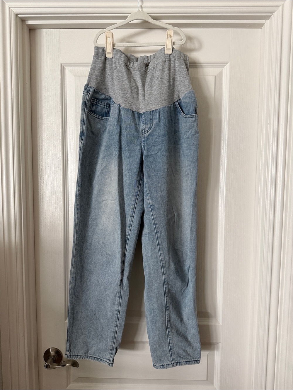 Maternity Light Wash Straight Leg High-Waist Panel Jeans